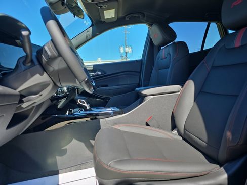 New 2026 Chevrolet Trax RS w/ Driver Confidence Package FWD image 39