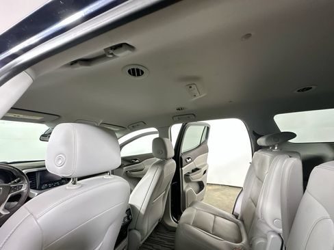 Used 2019 GMC Acadia SLT FWD image 13