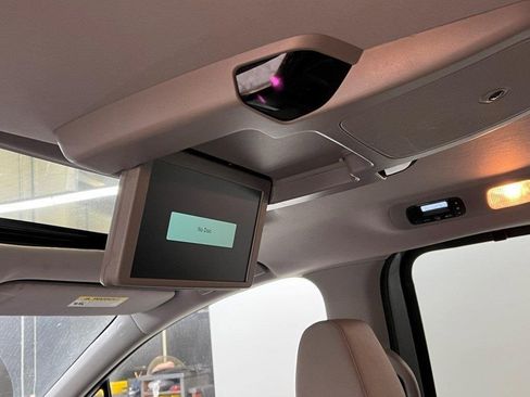 Used 2023 Honda Odyssey Touring image 11