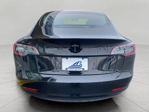 Used 2018 Tesla Model 3 Long Range RWD image 7