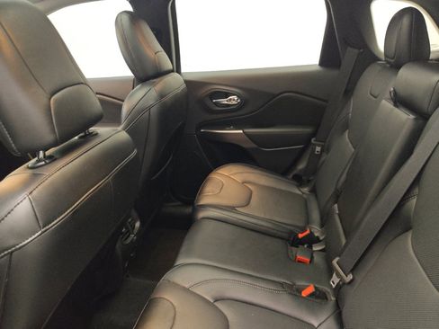 Used 2022 Jeep Cherokee Limited w/ Elite Package image 18