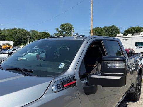 New 2026 GMC Sierra 3500 AT4 w/ Technology Package AWD/4WD image 7