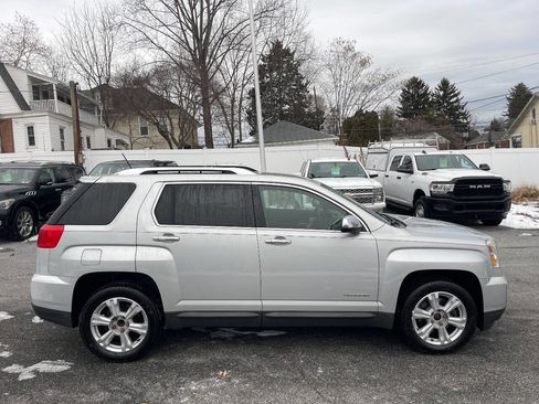 Used 2017 GMC Terrain SLT w/ Driver Alert Package I image 7