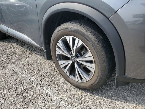 Certified 2022 Nissan Rogue SV AWD/4WD image 3