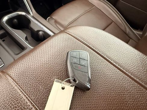 Used 2025 GMC Sierra 1500 Denali AWD/4WD image 37