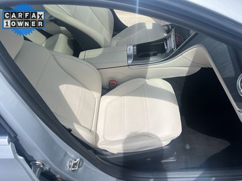 Certified 2022 Mercedes-Benz C 300 4MATIC Sedan w/ Exclusive Trim Package image 31