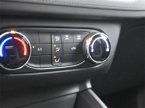 Used 2024 Chevrolet TrailBlazer LS w/ LS Convenience Package image 18