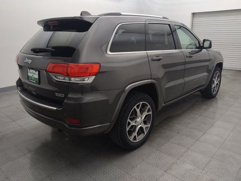 Used 2018 Jeep Grand Cherokee Limited RWD image 9