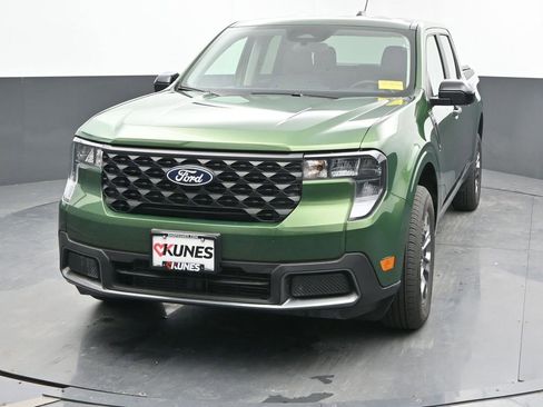 Used 2025 Ford Maverick XLT w/ XLT Luxury Package image 4