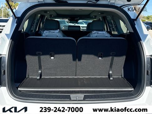 New 2026 Kia Sorento S w/ S Panoramic Sunroof Package FWD image 12