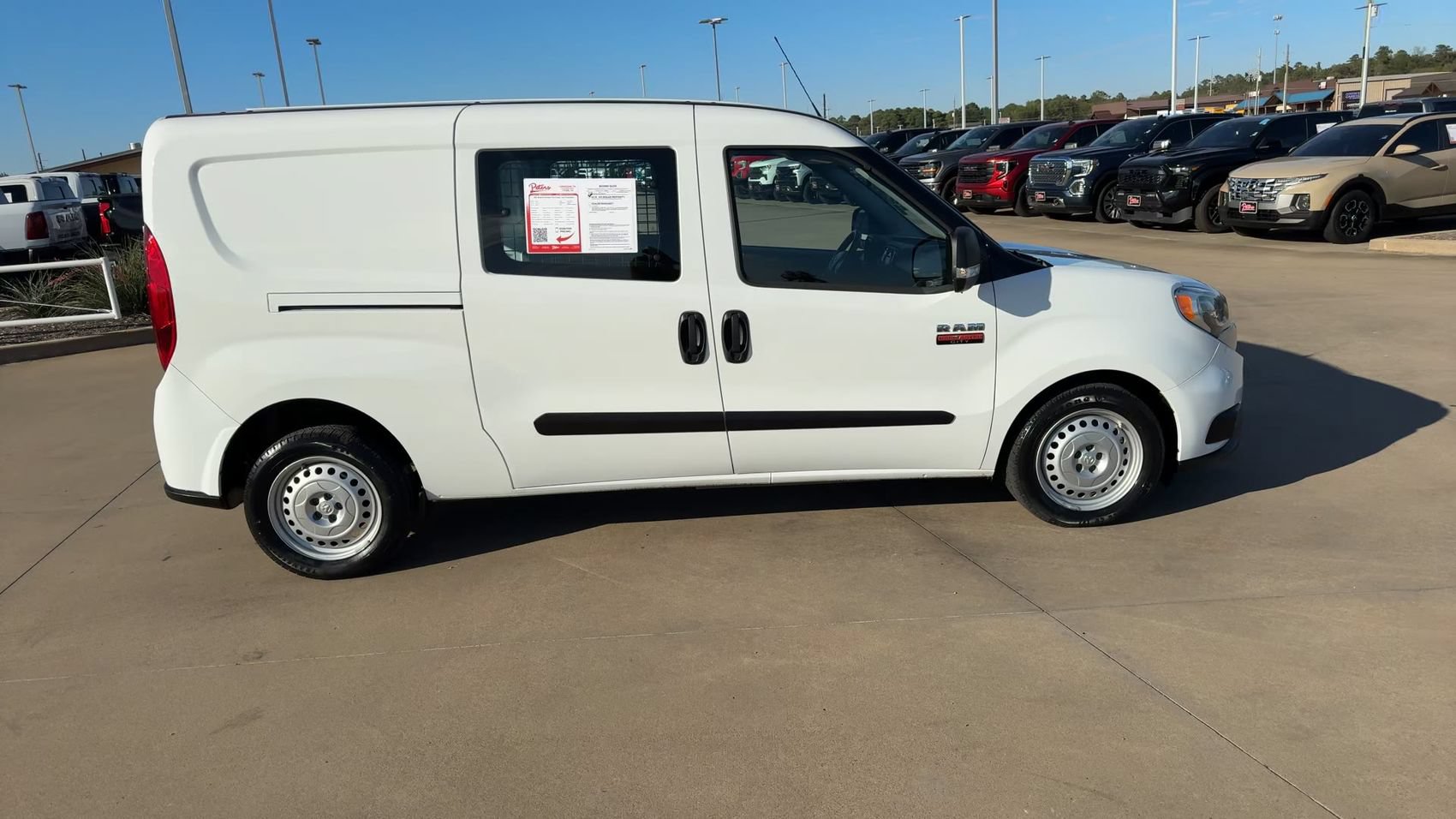 Used 2022 RAM ProMaster City Tradesman FWD image 2