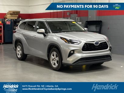 Used 2023 Toyota Highlander LE