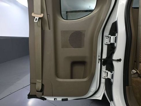 Used 2014 Nissan Frontier SV AWD/4WD image 31