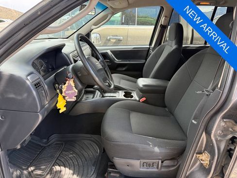 Used 2004 Jeep Grand Cherokee Laredo w/ Convenience Group AWD/4WD image 10