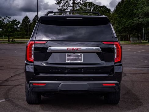 Used 2024 GMC Yukon XL Denali AWD/4WD image 38