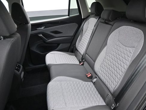 Used 2025 Volkswagen Tiguan S FWD image 33
