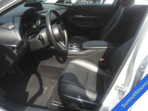 Used 2024 MAZDA CX-30 AWD 2.5 S w/ Preferred Package image 9