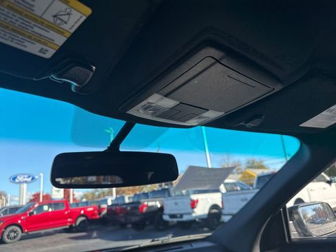 Used 2016 Ford Explorer XLT w/ Equipment Group 202A image 41