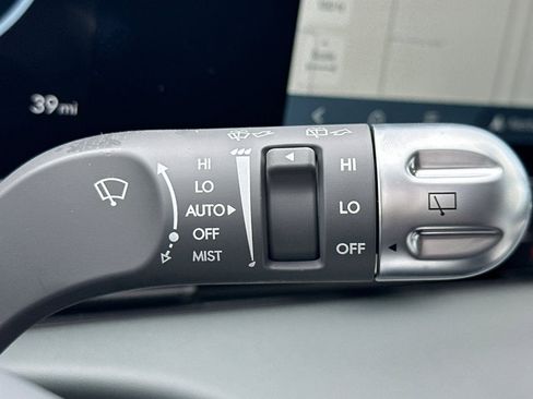 Used 2025 Hyundai Ioniq 5 Limited image 40