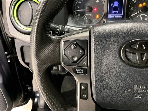 Used 2019 Toyota Tacoma TRD Off-Road image 23