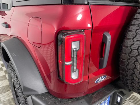 New 2026 Ford Bronco Outer Banks w/ Sasquatch Package AWD/4WD image 16