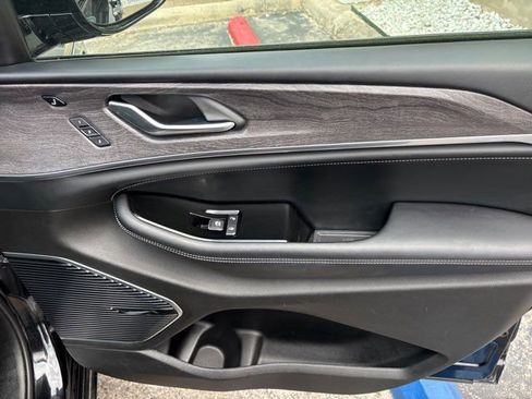 Used 2022 Jeep Grand Cherokee L Overland w/ Luxury Tech Group IV image 73