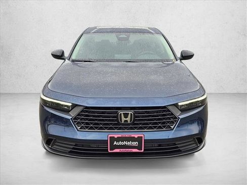 New 2025 Honda Accord SE image 2