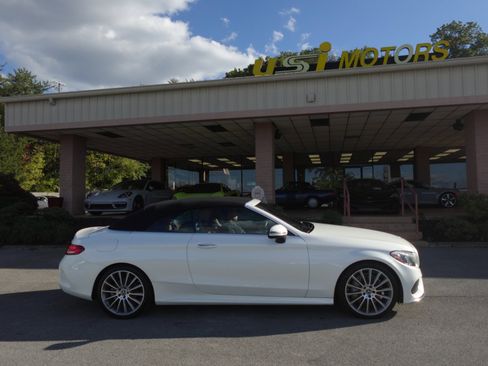 Used 2018 Mercedes-Benz C 300 Cabriolet image 2