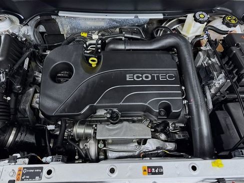 Used 2022 Chevrolet Equinox LT image 30