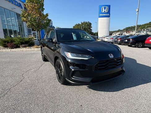New 2026 Honda HR-V Sport image 2