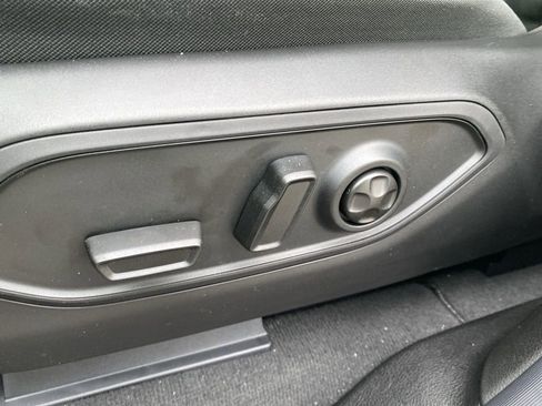 New 2025 Jeep Grand Cherokee Limited image 21