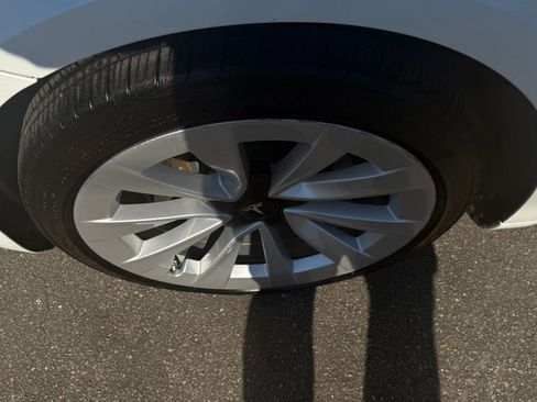 Used 2022 Tesla Model 3 Standard Range RWD image 19