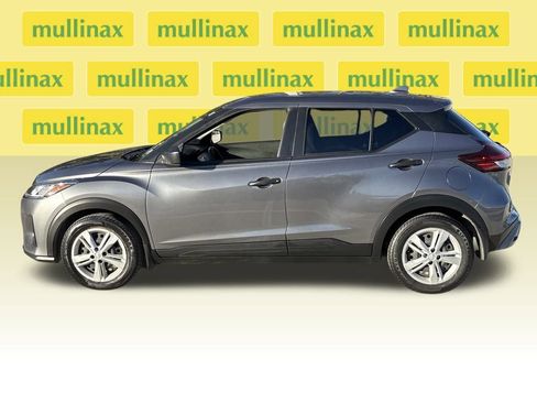Used 2024 Nissan Kicks S image 10