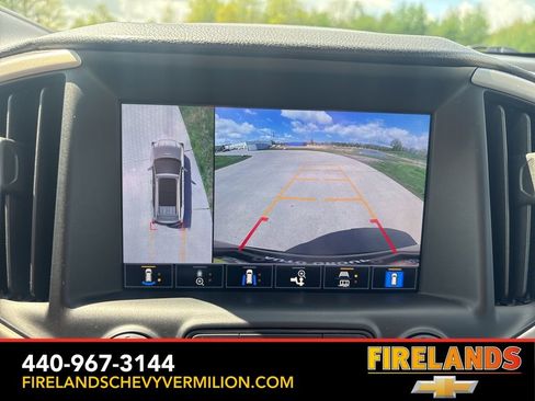 Used 2023 GMC Terrain Denali w/ Black Diamond Edition AWD/4WD image 4