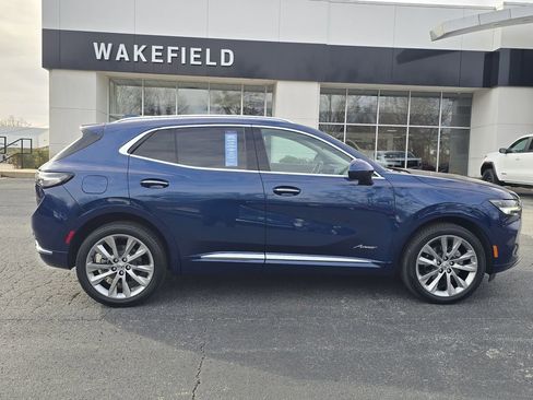 Certified 2023 Buick Envision Avenir image 2