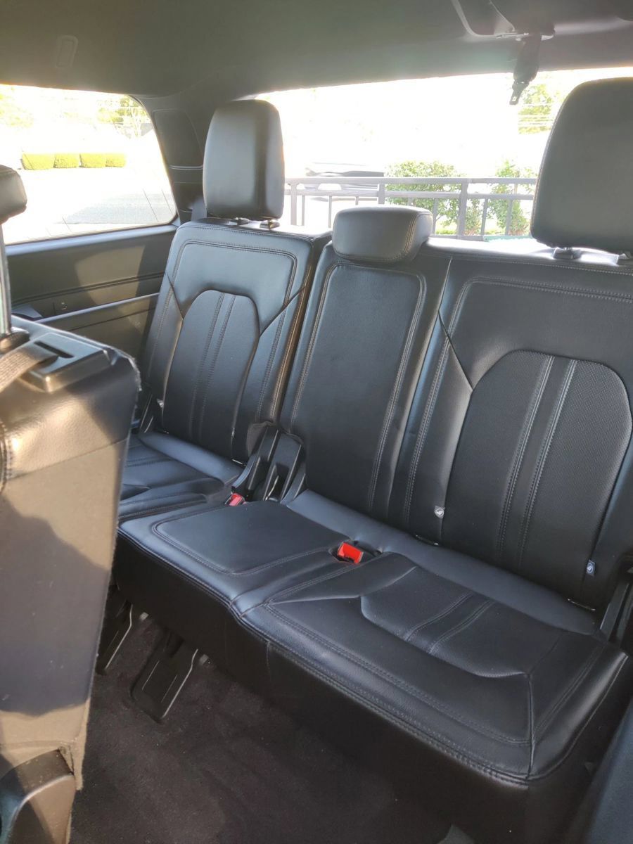 Used 2021 Ford Expedition Limited AWD/4WD image 36