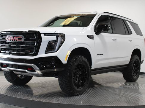 New 2026 GMC Yukon AT4 w/ AT4 Premium Package AWD/4WD image 5