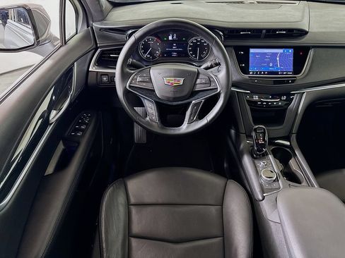 Certified 2025 Cadillac XT5 Premium Luxury FWD image 22