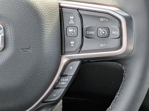 New 2026 RAM 1500 4x4 Crew Cab image 18