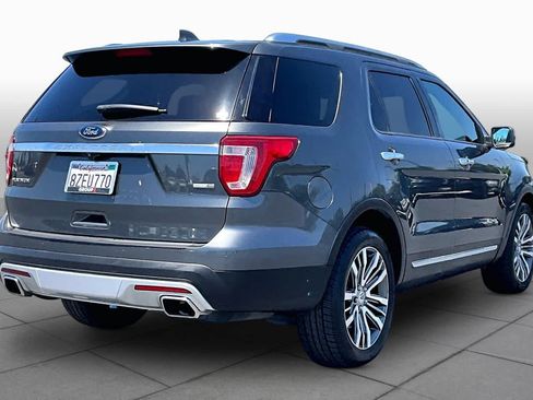 Used 2017 Ford Explorer Platinum AWD/4WD image 12