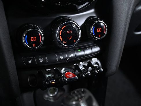 Used 2019 MINI Cooper S FWD image 18