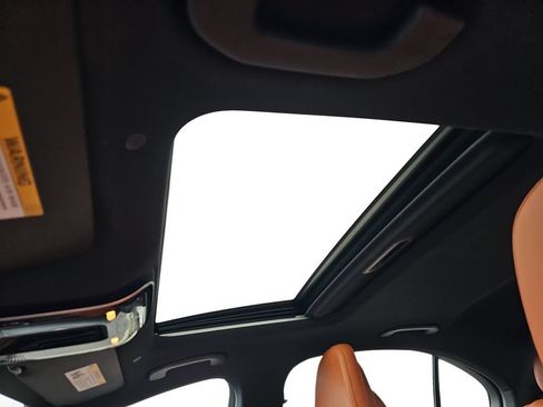Used 2023 Mercedes-Benz C 300 Sedan image 29