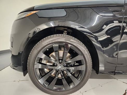 Used 2023 Land Rover Range Rover Sport SE Dynamic AWD/4WD image 11