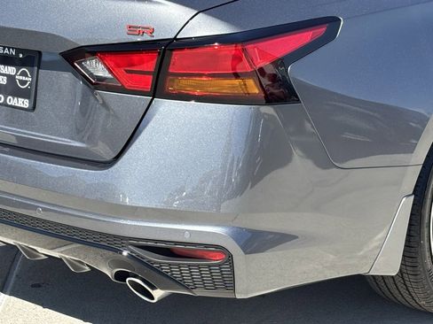 New 2025 Nissan Altima 2.5 SR w/ SR Premium Package image 4