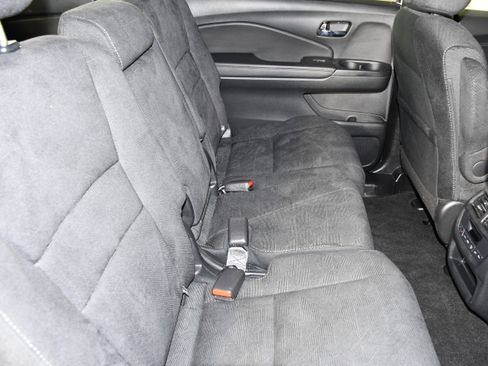 Used 2022 Honda Pilot Sport image 45