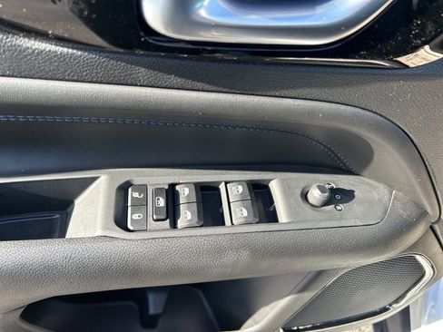 New 2026 Jeep Compass Latitude image 14