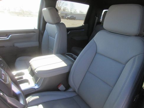 New 2026 GMC Sierra 1500 SLT w/ SLT Premium Plus Package image 14