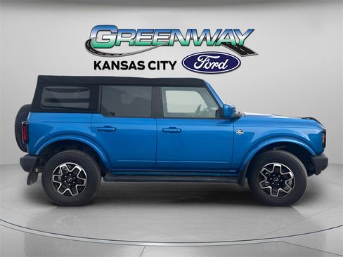 Certified 2021 Ford Bronco Outer Banks image 9