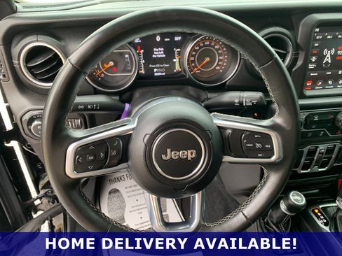 Used 2020 Jeep Gladiator Overland image 16