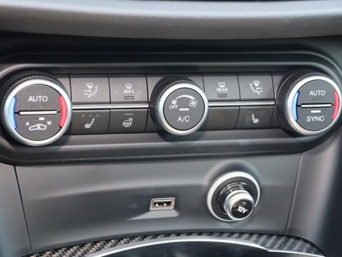 Used 2023 Alfa Romeo Stelvio Quadrifoglio w/ Active Assist Plus Package image 40